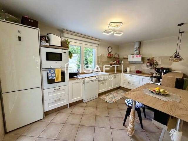 3 chambre Villa/Maison Mitoyenne à vendre à San Andrés del Rabanedo - 210 000 € (Ref: 10080980)