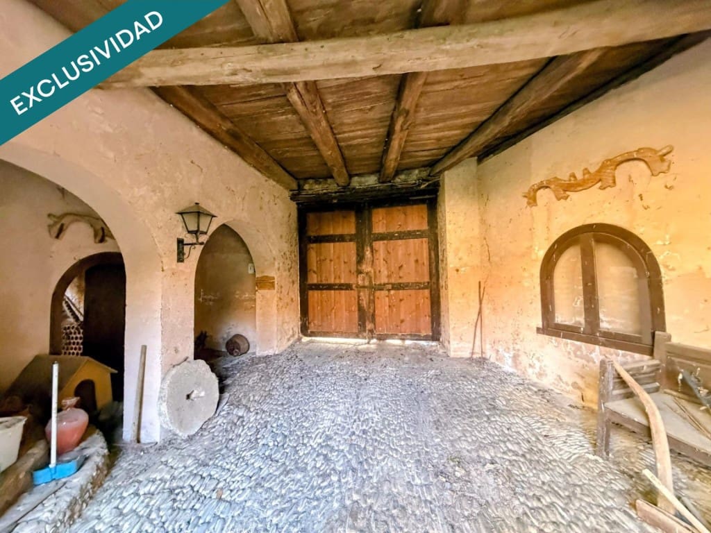 5 soveværelse Finca/Landehus til salg i Llamas de la Ribera - € 63.000 (Ref: 10080981)