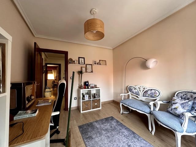 4 chambre Appartement à vendre à León ville avec garage - 159 900 € (Ref: 10085934)