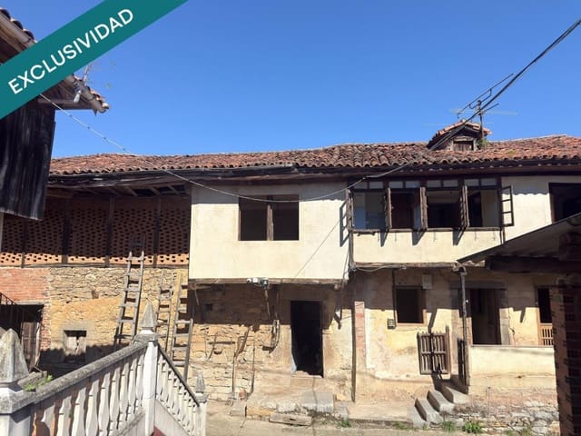 4 slaapkamer Villa te koop in Grado met garage - € 69.000 (Ref: 10089409)