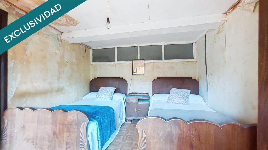 4 slaapkamer Villa te koop in Grado met garage - € 69.000 (Ref: 10089409)