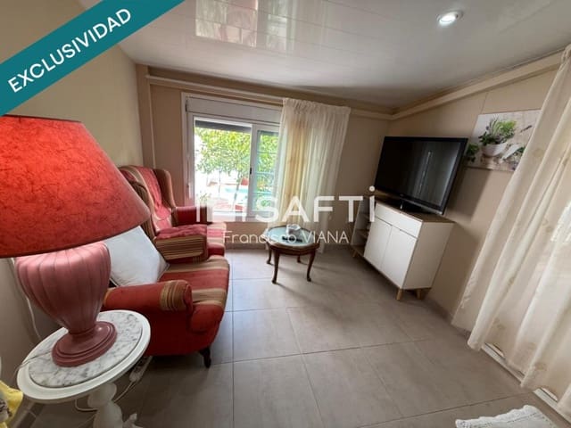 4 Zimmer Villa zu verkaufen in Pineda de Mar mit Pool Garage - 735.000 € (Ref: 10089410)