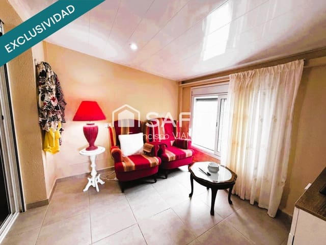 4 Zimmer Villa zu verkaufen in Pineda de Mar mit Pool Garage - 735.000 € (Ref: 10089410)
