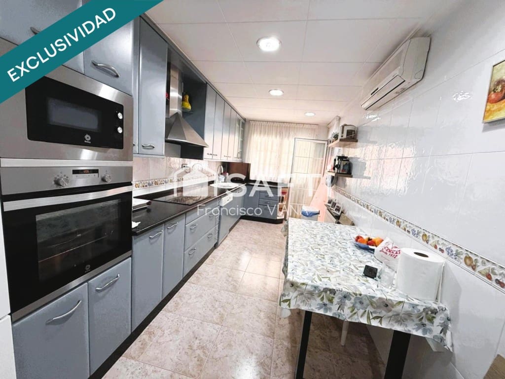 4 Zimmer Villa zu verkaufen in Pineda de Mar mit Pool Garage - 735.000 € (Ref: 10089410)