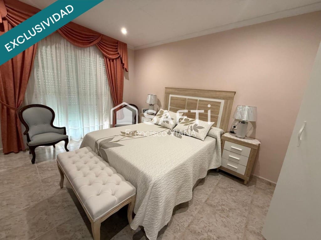 4 Zimmer Villa zu verkaufen in Pineda de Mar mit Pool Garage - 735.000 € (Ref: 10089410)