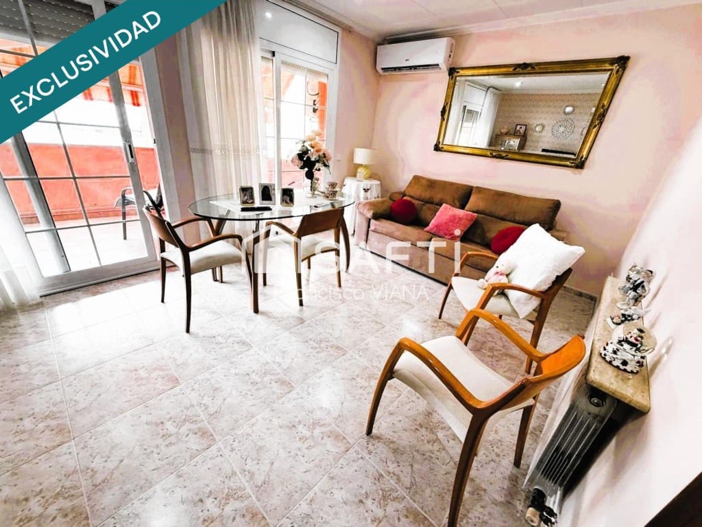 4 Zimmer Villa zu verkaufen in Pineda de Mar mit Pool Garage - 735.000 € (Ref: 10089410)