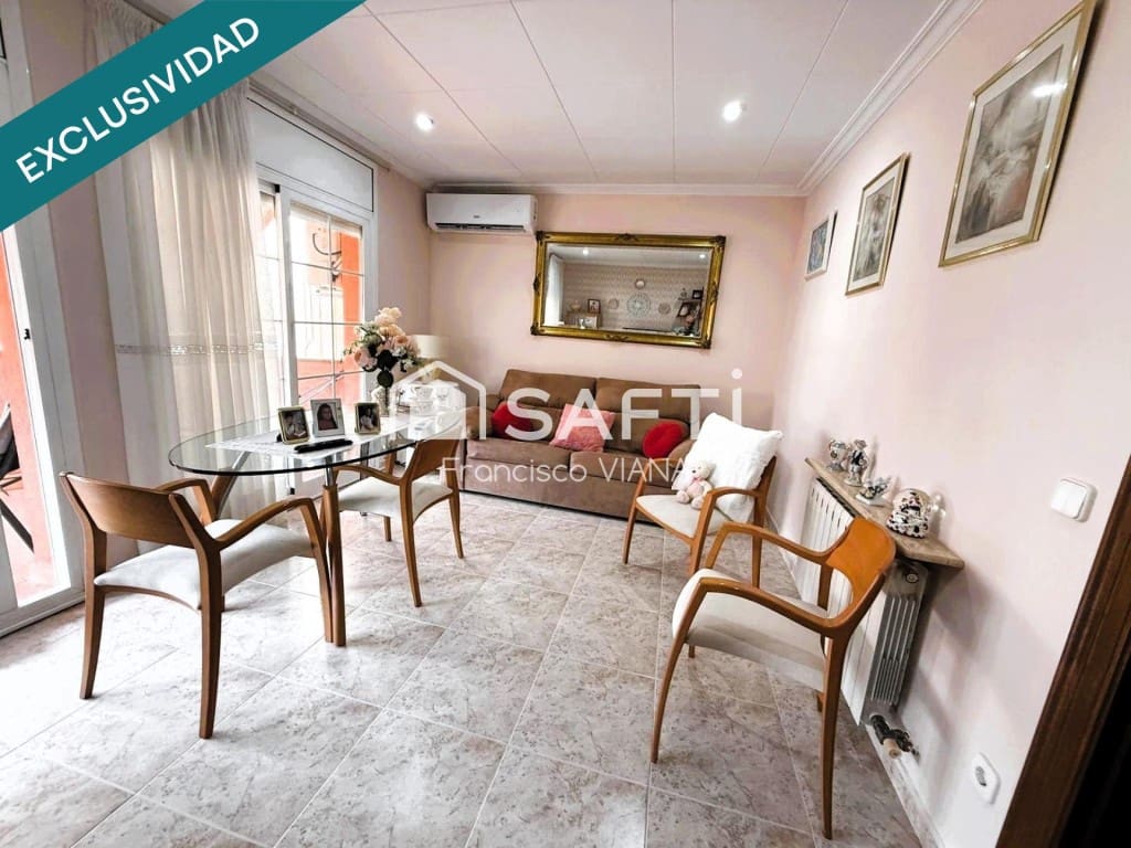 4 Zimmer Villa zu verkaufen in Pineda de Mar mit Pool Garage - 735.000 € (Ref: 10089410)