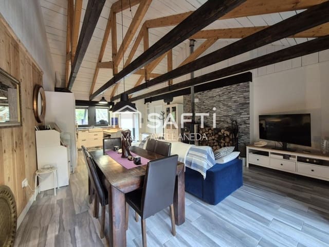 Finca/Casa Rural de 4 habitaciones en Posada de Valdeón en venta - 465.000 € (Ref: 10089411)