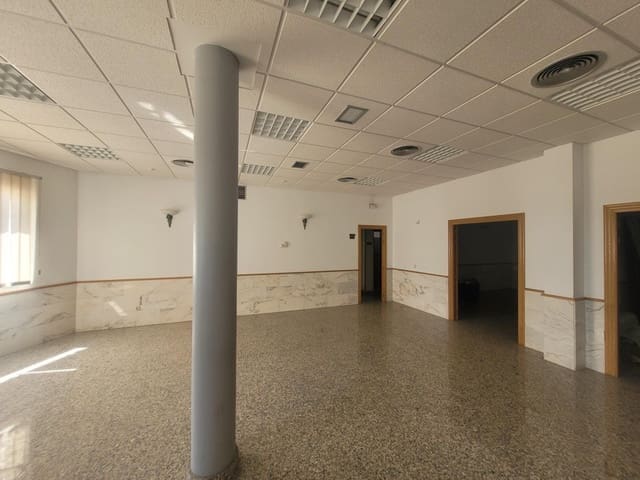 4 sovrum Villa till salu i Cuéllar - 285 000 € (Ref: 10094392)