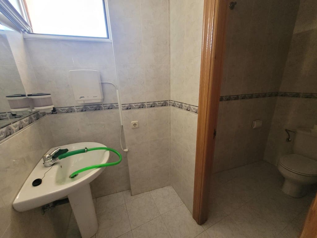 4 sovrum Villa till salu i Cuellar - 285 000 € (Ref: 10094392)
