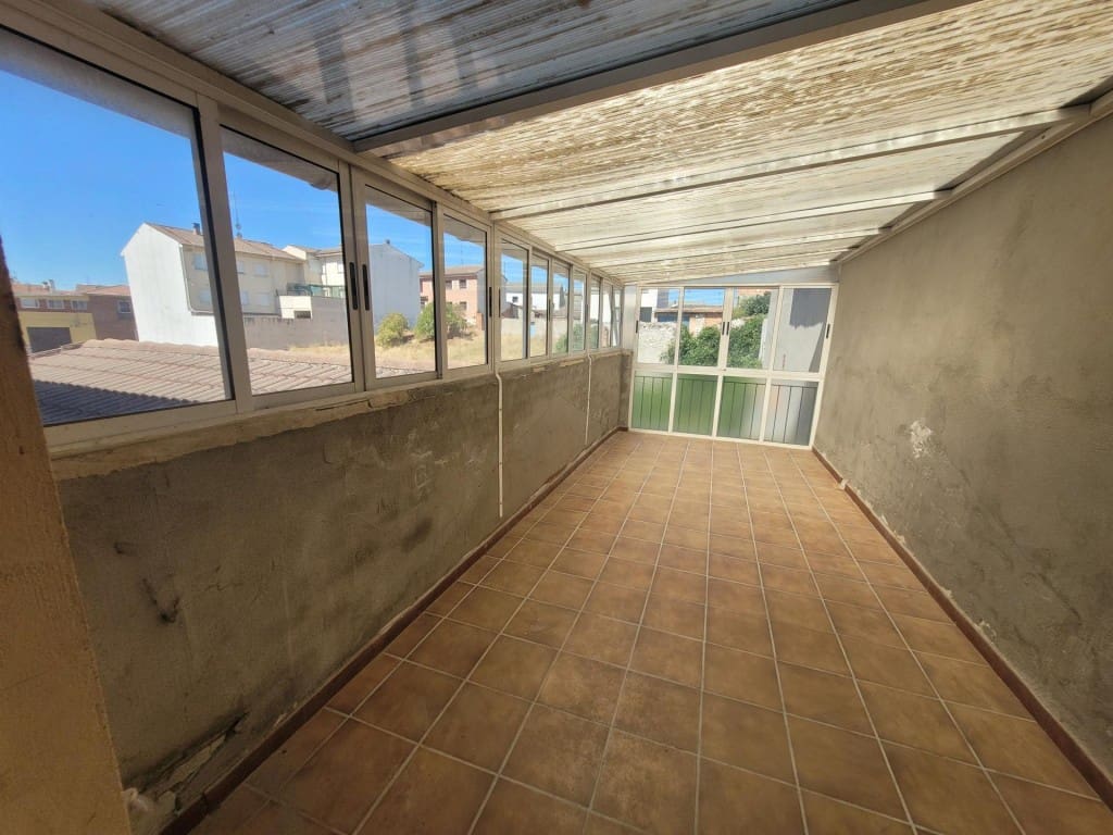 4 sovrum Villa till salu i Cuellar - 285 000 € (Ref: 10094392)