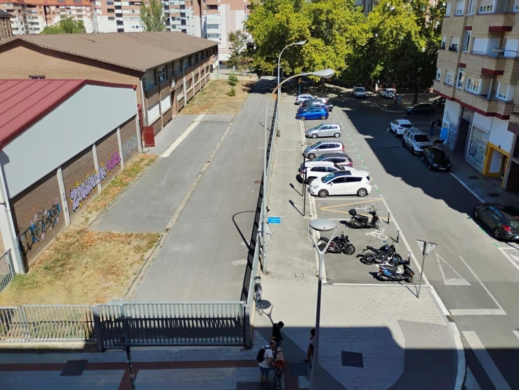Apartamento de 4 habitaciones en Vitoria-Gasteiz en venta - 205.000 € (Ref: 10094396)