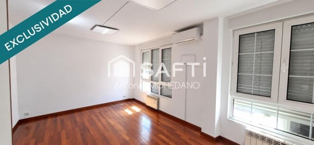 Piso de 5 habitaciones en Valencia de Don Juan en venta con garaje - 108.000 € (Ref: 10094398)
