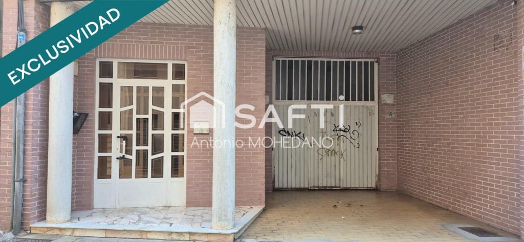 Piso de 5 habitaciones en Valencia de Don Juan en venta con garaje - 108.000 € (Ref: 10094398)