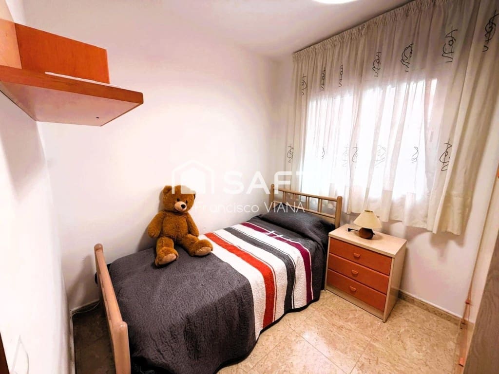 3 chambre Appartement à vendre à Santa Susanna avec piscine garage - 354 000 € (Ref: 10098187)