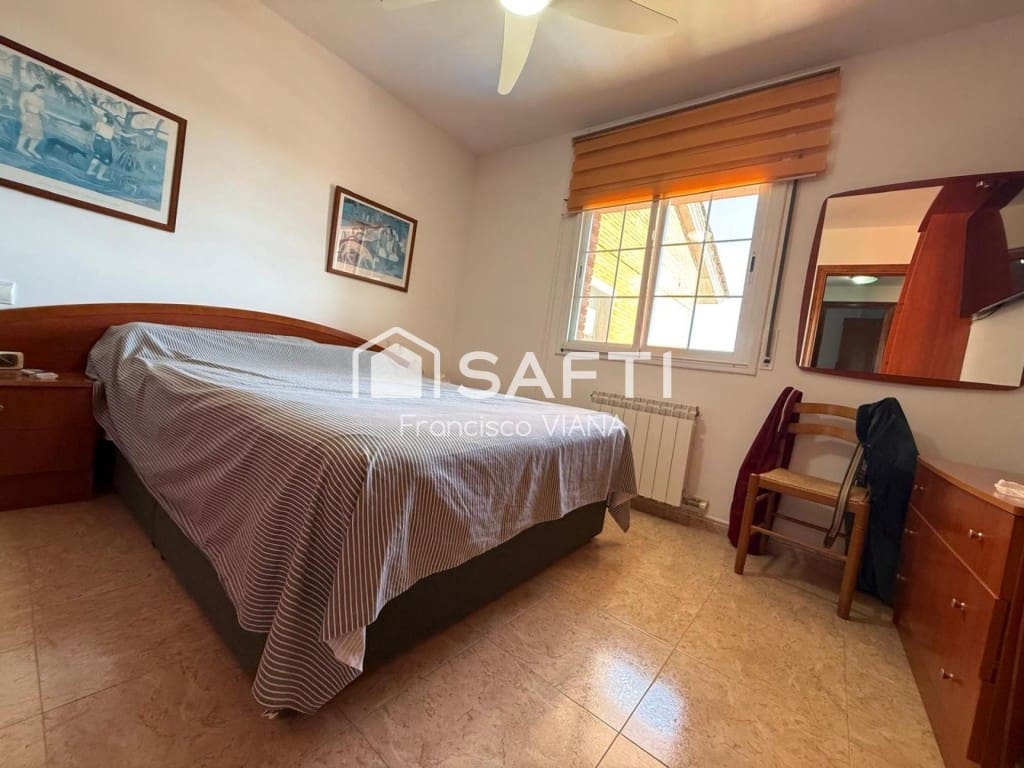 3 chambre Appartement à vendre à Santa Susanna avec piscine garage - 354 000 € (Ref: 10098187)