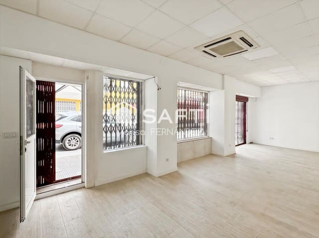 Commercieel te koop in Playa de Muchavista, El Campello - € 123.000 (Ref: 10098190)