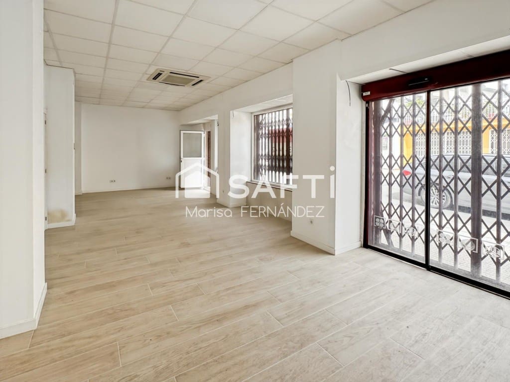 Commercieel te koop in El Campello - € 123.000 (Ref: 10098190)
