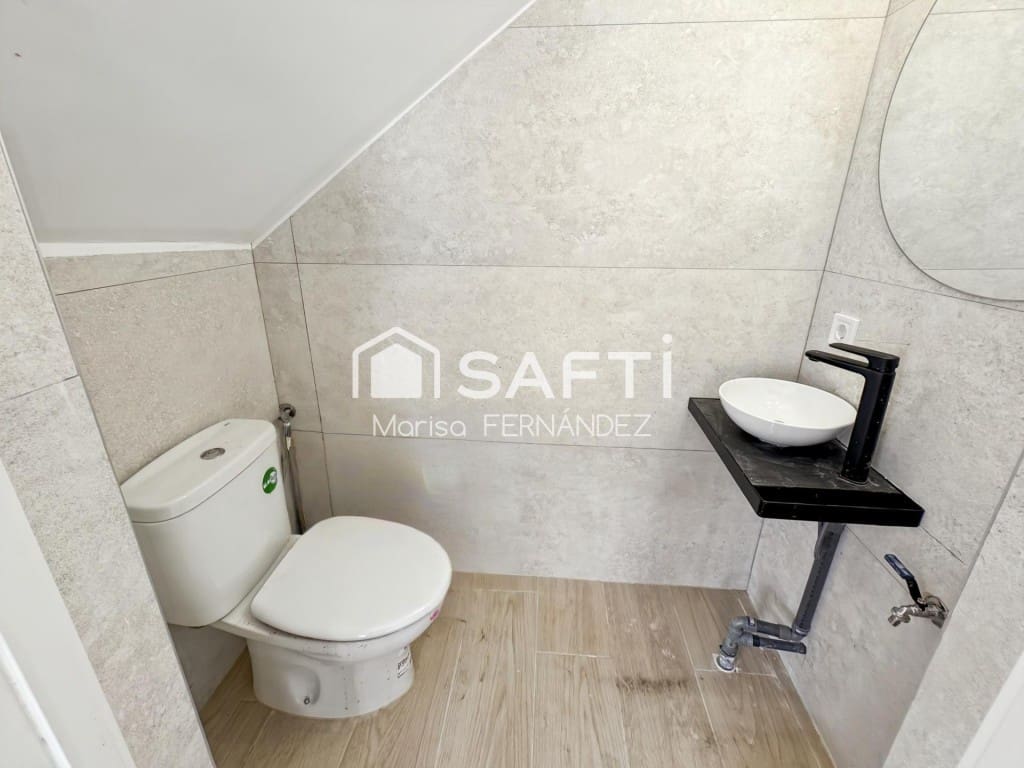 Commercieel te koop in El Campello - € 123.000 (Ref: 10098190)