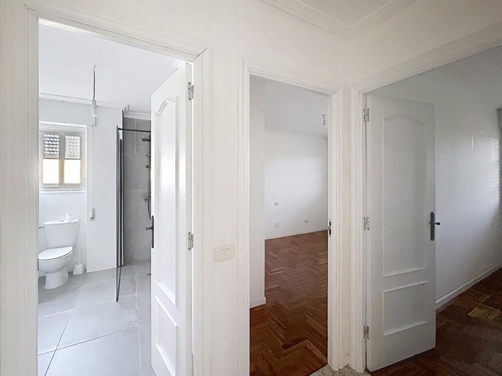 4 soveværelse Lejlighed til salg i Tui med garage - € 210.000 (Ref: 10100099)