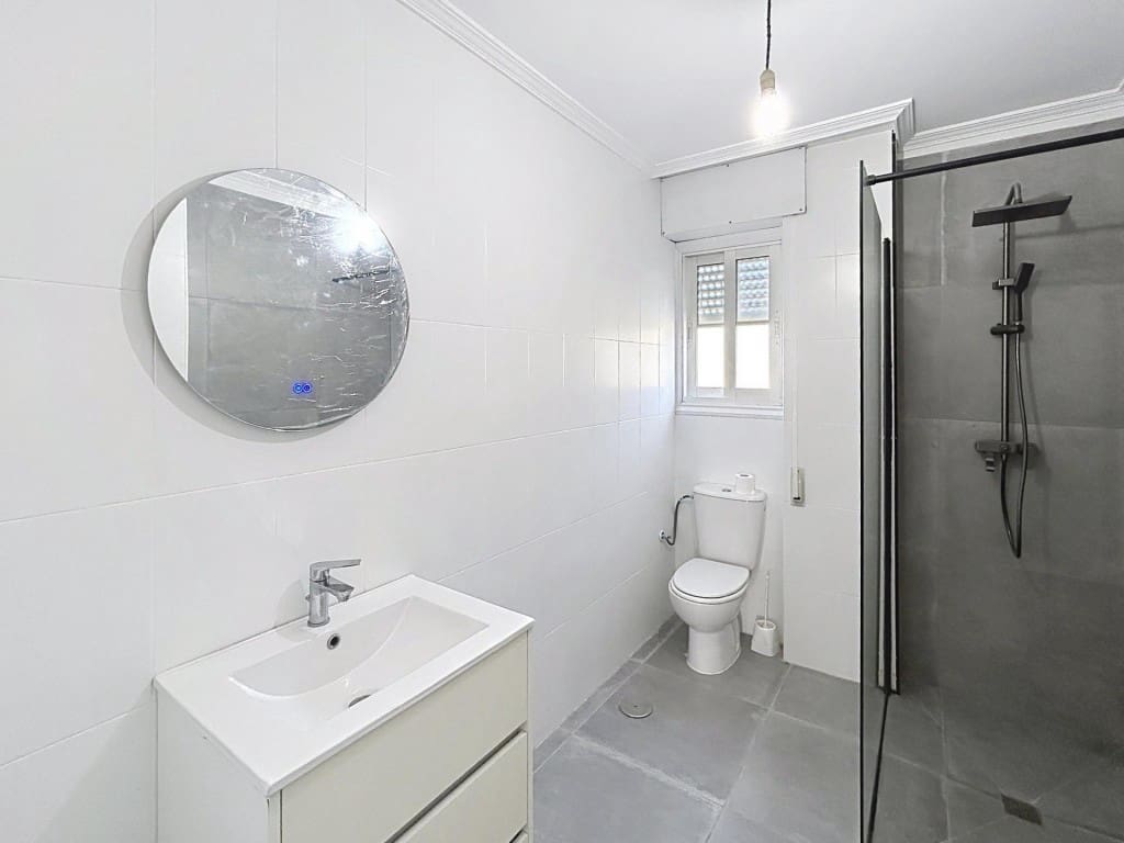 4 soveværelse Lejlighed til salg i Tui med garage - € 210.000 (Ref: 10100099)