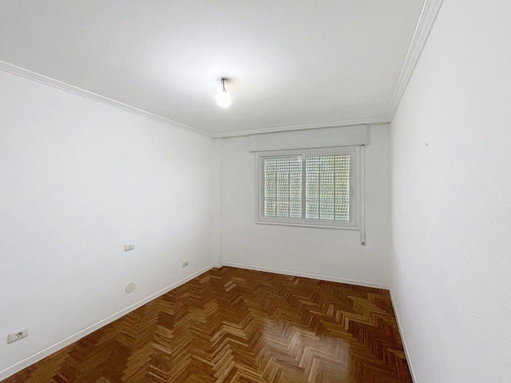 4 soveværelse Lejlighed til salg i Tui med garage - € 210.000 (Ref: 10100099)