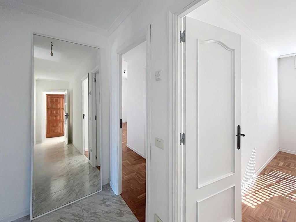 4 soveværelse Lejlighed til salg i Tui med garage - € 210.000 (Ref: 10100099)