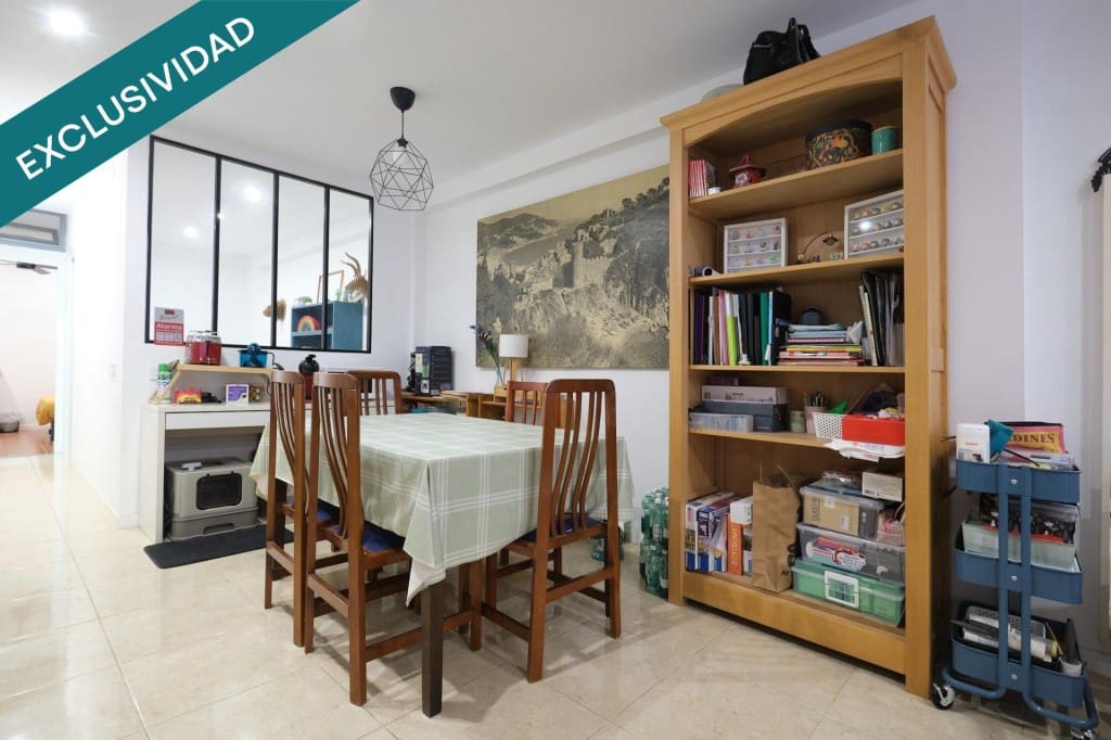Commercieel te koop in Barcelona stad - € 145.000 (Ref: 10100101)