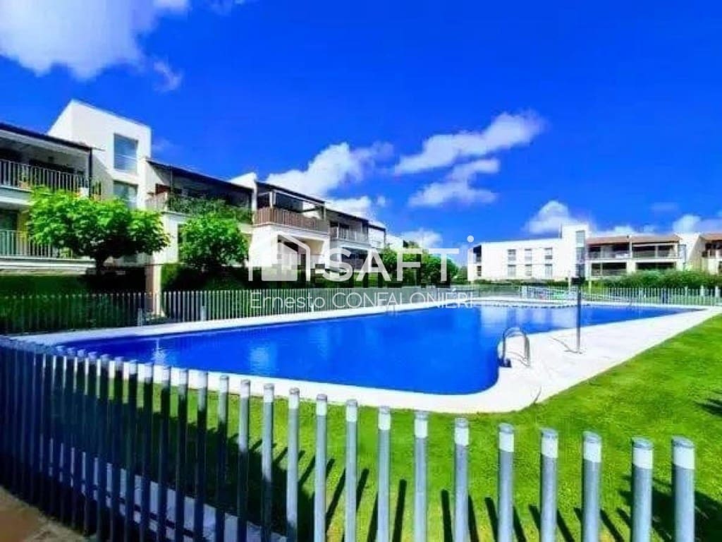 3 camera da letto Villetta a Schiera in vendita in Sant Jordi con piscina garage - 240.000 € (Rif: 10100104)