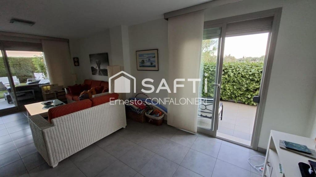 3 camera da letto Villetta a Schiera in vendita in Sant Jordi con piscina garage - 240.000 € (Rif: 10100104)