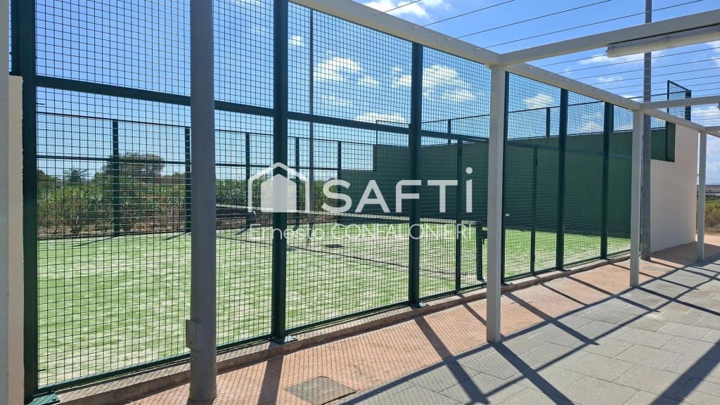 3 camera da letto Villetta a Schiera in vendita in Sant Jordi con piscina garage - 240.000 € (Rif: 10100104)
