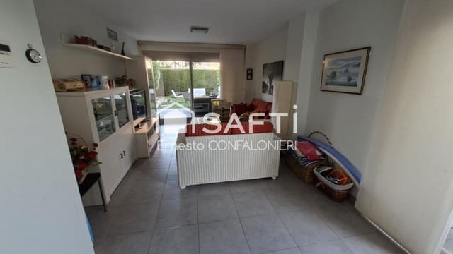 3 camera da letto Villetta a Schiera in vendita in Sant Jordi con piscina garage - 240.000 € (Rif: 10100104)