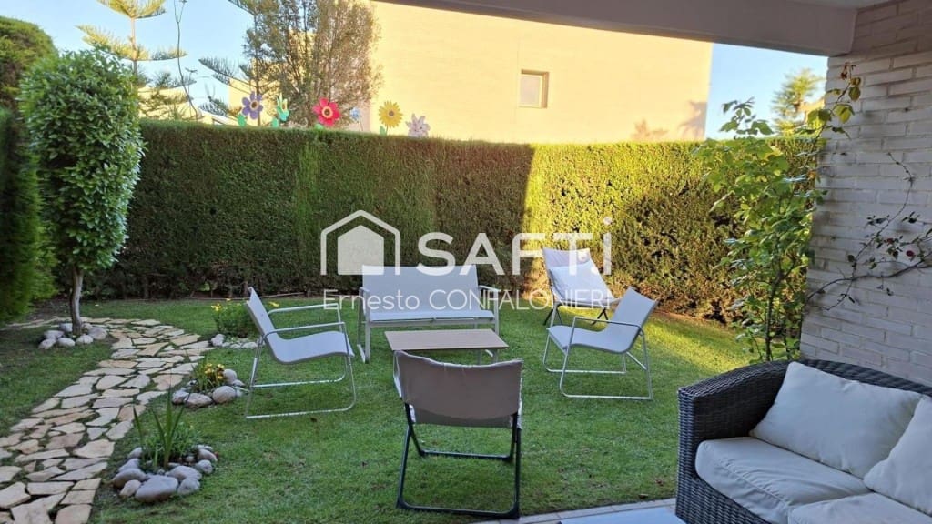 3 camera da letto Villetta a Schiera in vendita in Sant Jordi con piscina garage - 240.000 € (Rif: 10100104)