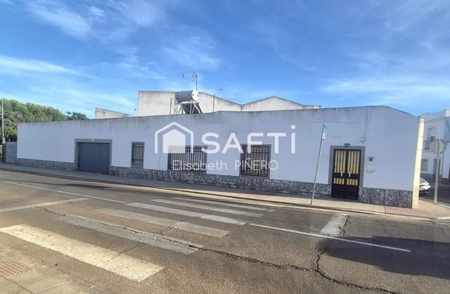 3 bedroom Villa for sale in Montijo with garage - € 84,000 (Ref: 10102223)