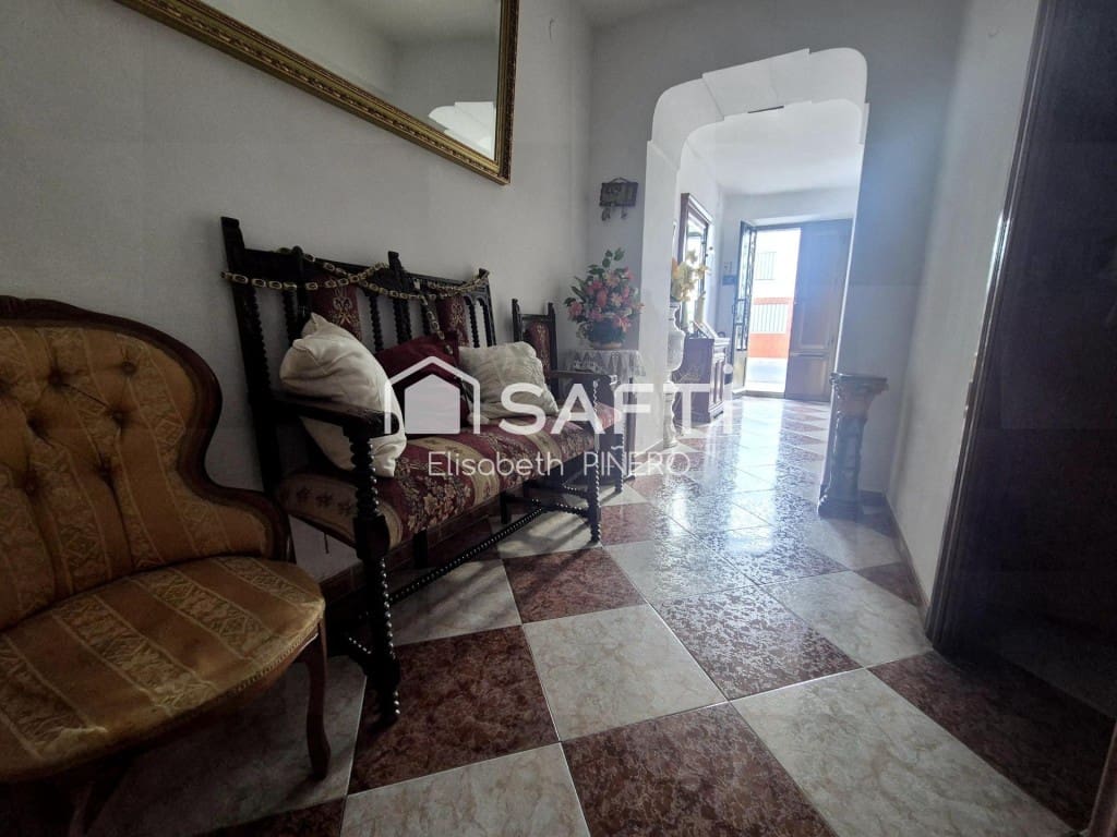 3 bedroom Villa for sale in Montijo with garage - € 84,000 (Ref: 10102223)