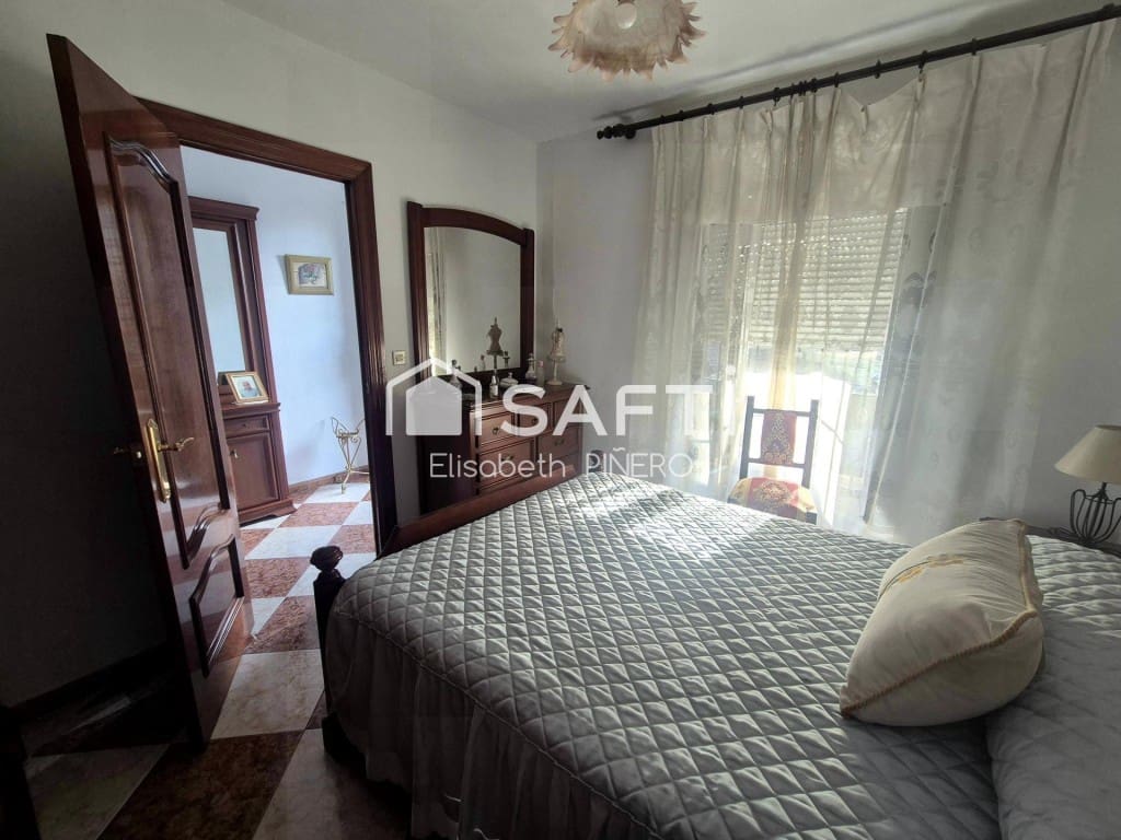 3 bedroom Villa for sale in Montijo with garage - € 84,000 (Ref: 10102223)