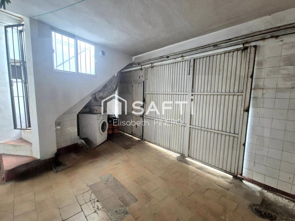 3 bedroom Villa for sale in Montijo with garage - € 84,000 (Ref: 10102223)