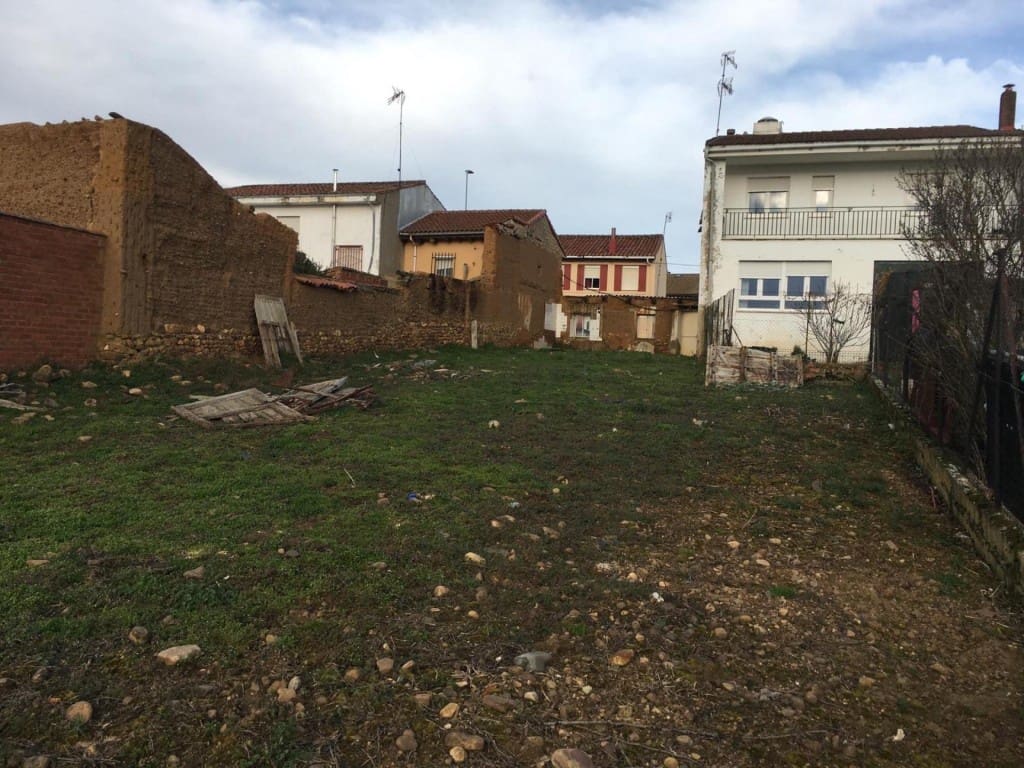 Bauplatz zu verkaufen in Sariegos - 58.800 € (Ref: 10102225)