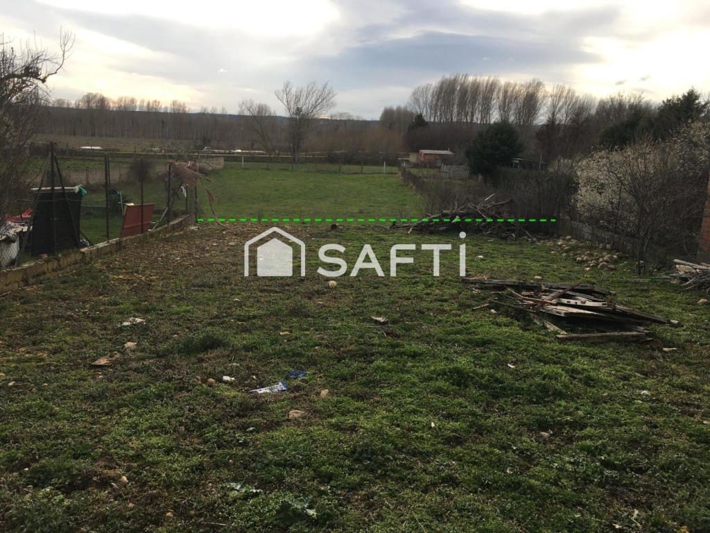 Bauplatz zu verkaufen in Sariegos - 58.800 € (Ref: 10102225)