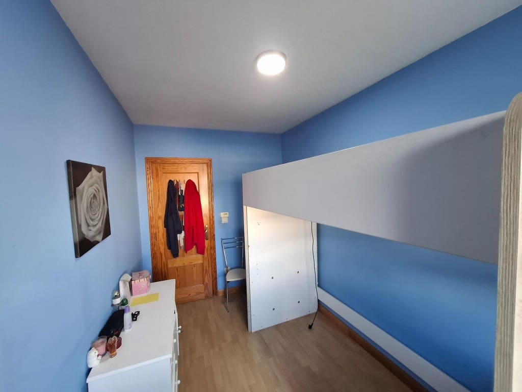 3 bedroom Apartment for sale in Llutxent - € 89,900 (Ref: 10109382)