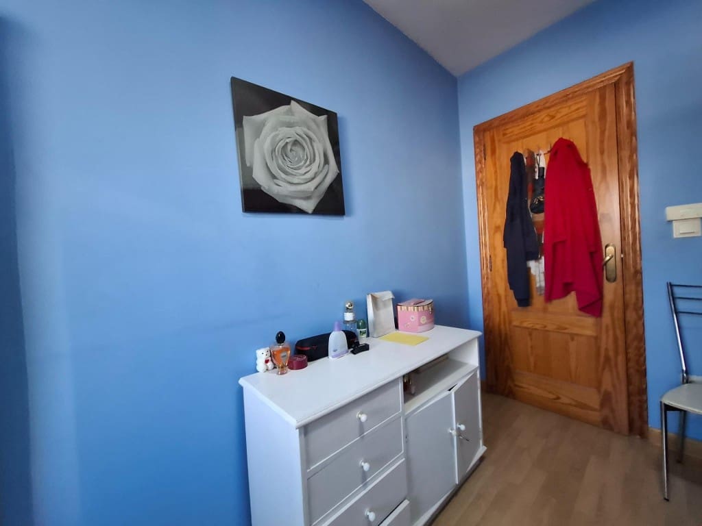 3 bedroom Apartment for sale in Llutxent - € 89,900 (Ref: 10109382)