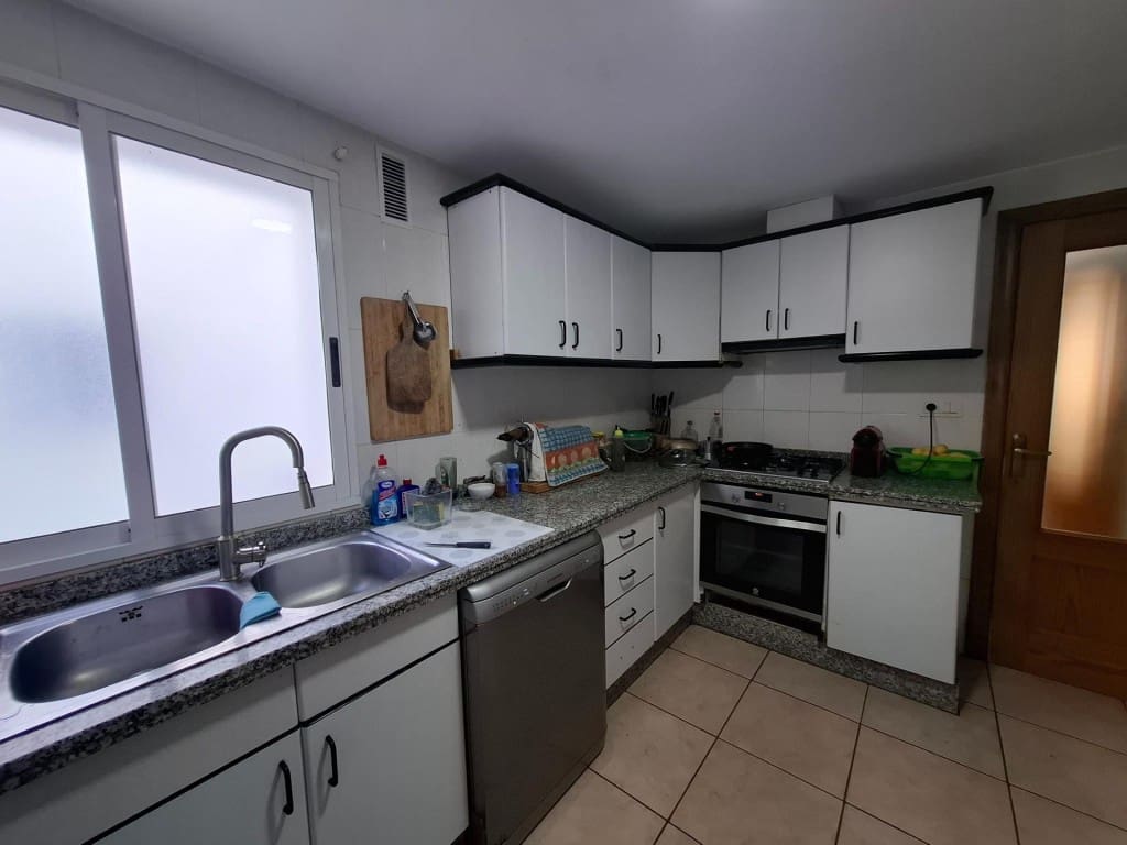 3 bedroom Apartment for sale in Llutxent - € 89,900 (Ref: 10109382)