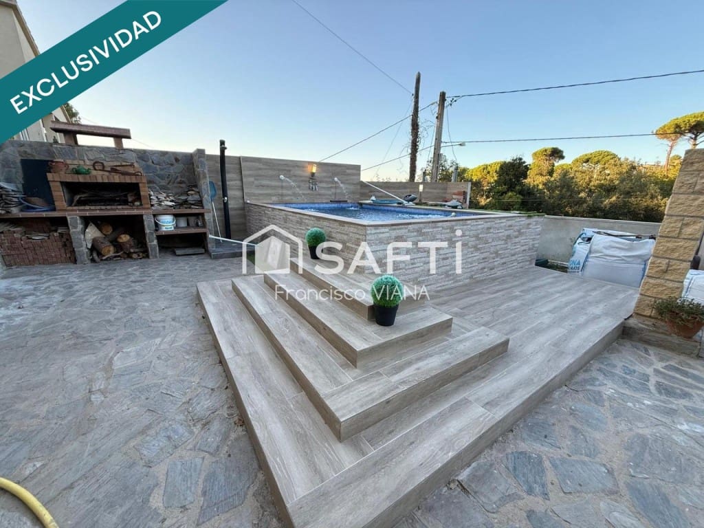 3 bedroom Villa for sale in Macanet de la Selva with garage - € 399,000 (Ref: 10109389)