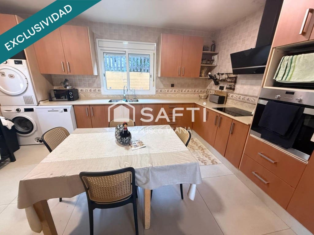 3 bedroom Villa for sale in Macanet de la Selva with garage - € 399,000 (Ref: 10109389)