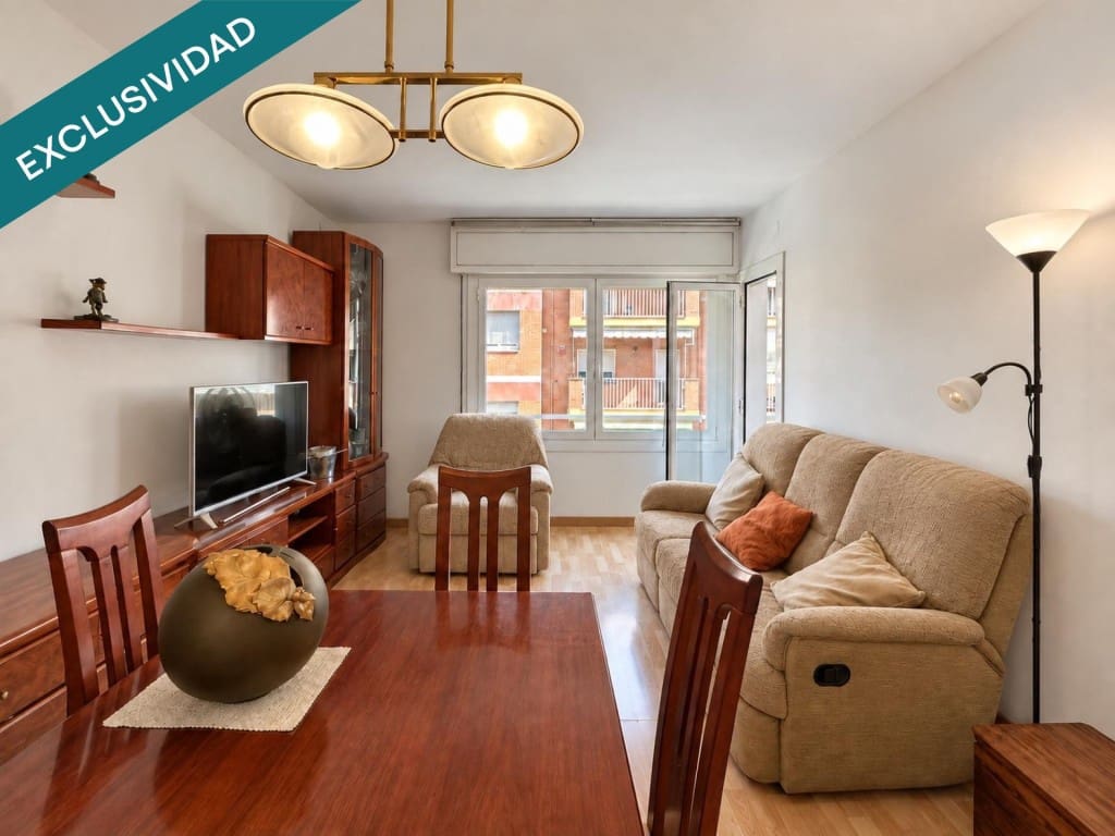 3 bedroom Apartment for sale in Cerdanyola del Valles - € 220,000 (Ref: 10109390)