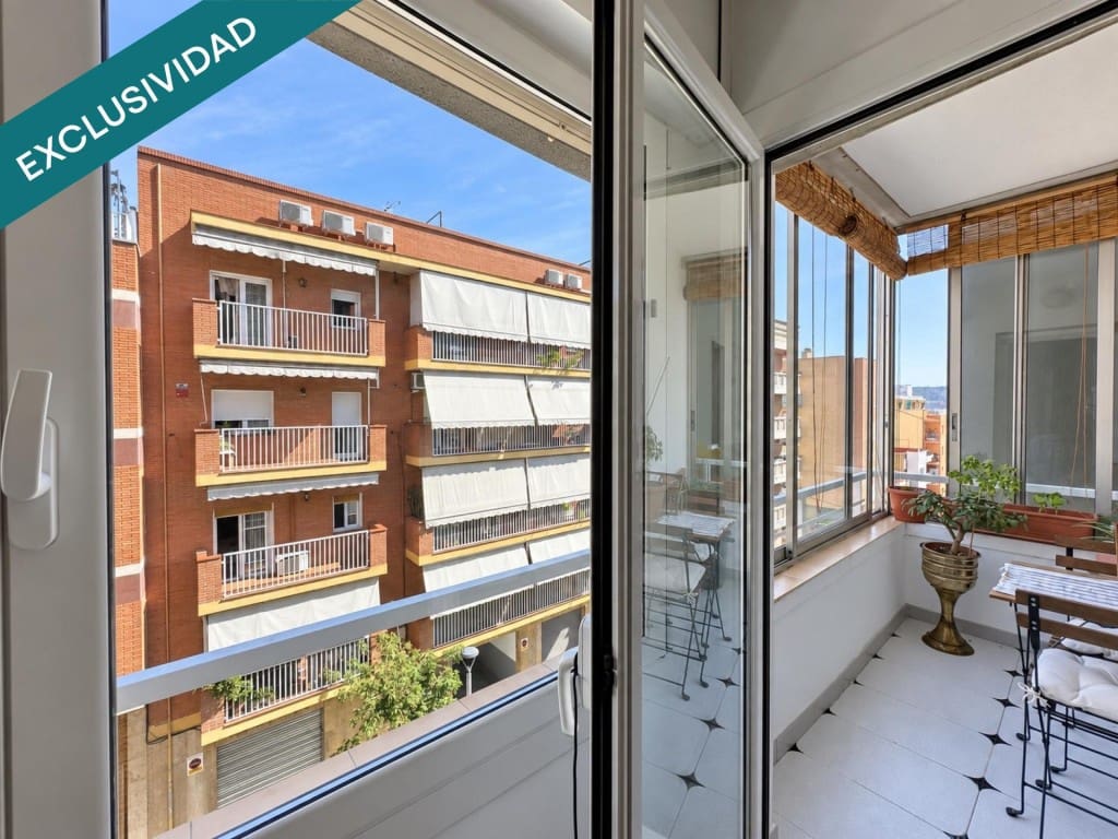 3 bedroom Apartment for sale in Cerdanyola del Valles - € 220,000 (Ref: 10109390)