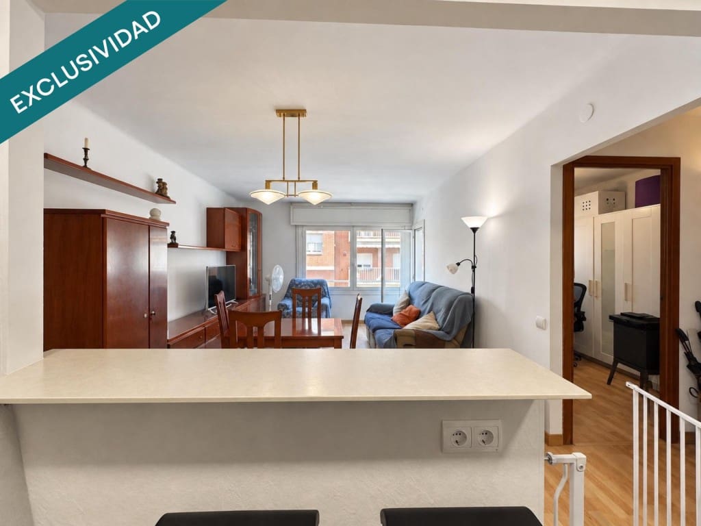 3 bedroom Apartment for sale in Cerdanyola del Valles - € 220,000 (Ref: 10109390)