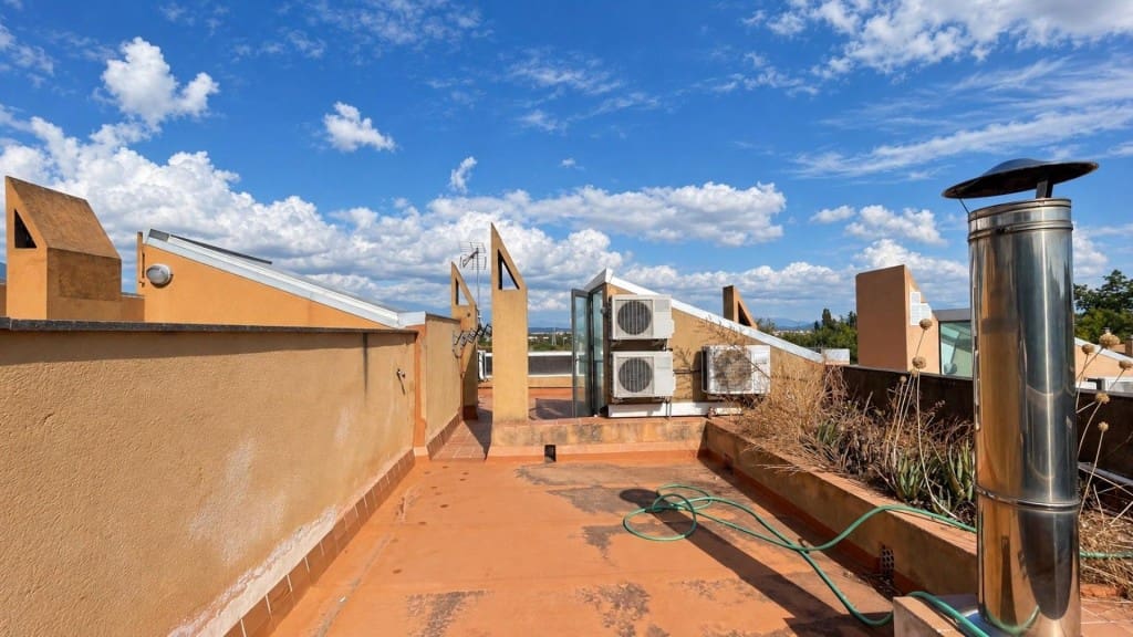 4 soverom Rekkehus til salgs i Palma de Mallorca med garasje - € 800 000 (Ref: 10109395)