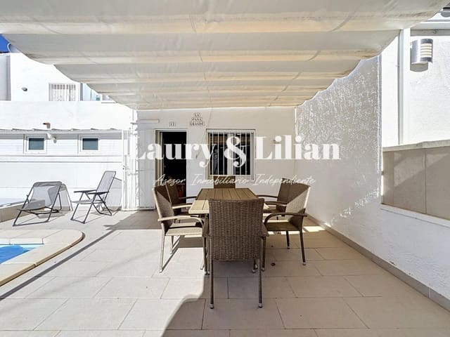 3 soveværelse Rækkehus til salg i Empuriabrava, Castelló d'Empúries med swimmingpool - € 289.000 (Ref: 10115609)