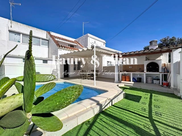 3 soveværelse Rækkehus til salg i Empuriabrava, Castelló d'Empúries med swimmingpool - € 289.000 (Ref: 10115609)